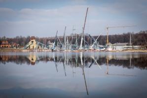 [VIDEO] Śląskie: Rollercoaster na finiszu. Tor rollercoastera będzie miał długość 908 m z 4 inwersjami na trasie, a maksymalna prędkość, jaką osiągnie wagonik, to aż 95 km/h