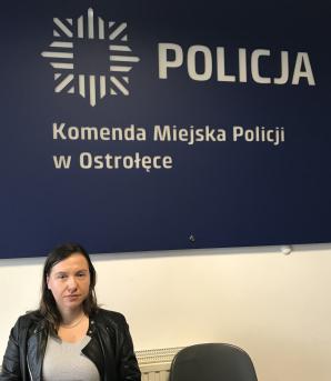 [VIDEO] – Przekazałam polskiej policji dowody na internetowego oszusta z USA. Rutkowski pomógł mi natychmiast, a polska policja nie potrafi skorzystać z pomocy Interpolu i zatrzymać przestępcę na terenie USA- alarmuje pani Patrycja z Ostrołęki.