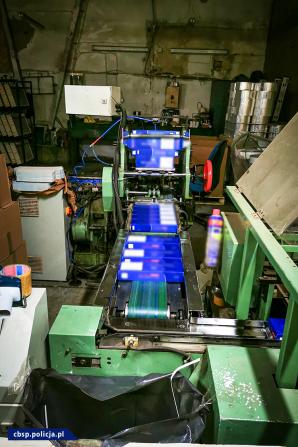 [VIDEO] W przeciągu miesiąca można było wyprodukować 900 tys. Paczek papierosów