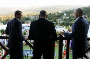 [VIDEO] Premier podczas XXX Forum Ekonomicznego o przyszłości naszego regionu i wyzwaniach, które przed nim stoją. Wspólna konferencja z premierem Ukrainy i spotkanie z premierem Słowenii