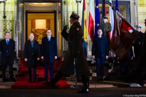 Zmiana rządu w Niemczech to otwarcie nowego rozdziału relacji polsko-niemieckich. Warszawa, po Paryżu i Brukseli, była trzecim punktem na mapie wizyt szefa niemieckiego rządu 