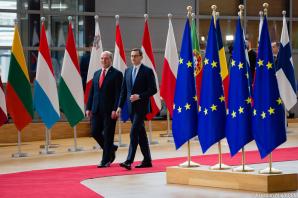 [VIDEO] Rosyjski atak na Ukrainę i rola Białorusi, Europejski Instrument na rzecz Pokoju, jednolity rynek europejski, migracje – główne tematy posiedzenia Rady Europejskiej