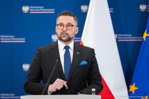 [VIDEO] Wiceminister Marcin Kulasek: PiS ponosi pełną odpowiedzialność za to, że polska zbrojeniówka nie otrzyma znaczących unijnych środków