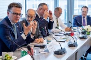 [VIDEO] Wizyta Marszałka Sejmu w Stanach Zjednoczonych – dzień pierwszy 