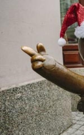 Łódzkie rzeźby w świątecznym nastroj