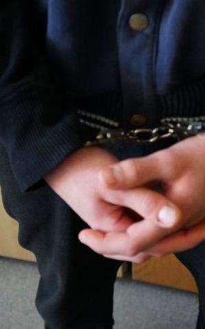 Pseudokibice zatrzymani za napady na taksówkarzy