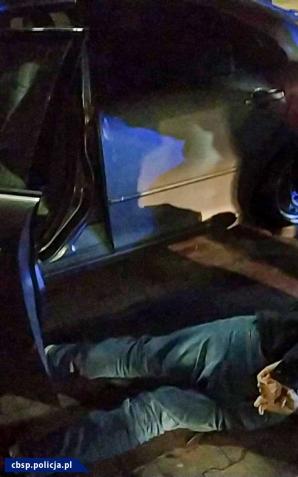 [VIDEO] Grozili porwaniem dziecka w przypadku nie zapłacenia rzekomego długu