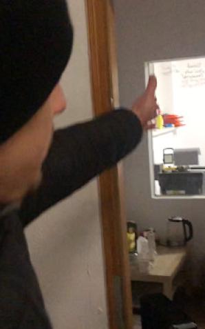 [VIDEO] Kto napadł i obrabował magazyniera na wrocławskich Swojczycach? Poszkodowani proszę o pomoc Krzysztofa Rutkowskiego!