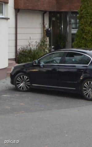 Mąż udaremnił kradzież auta i żony