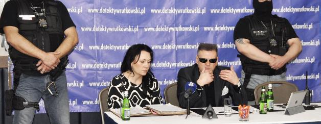 Konferencja Krzysztofa Rutkowskiego w Szczecinie. Jeżeli nikt nie reaguje na orzeczenia Sądu Rodzinnego to po co on jest? (wideo relacja)