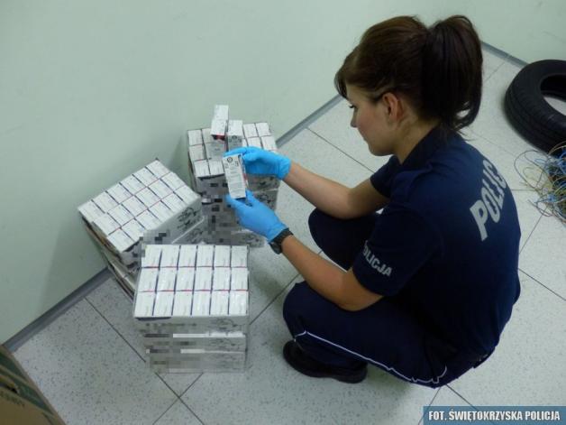 Ukradli dzieciom mleko ze szkoły. Wzmocnieni o wapń i minerały staną przed sądem