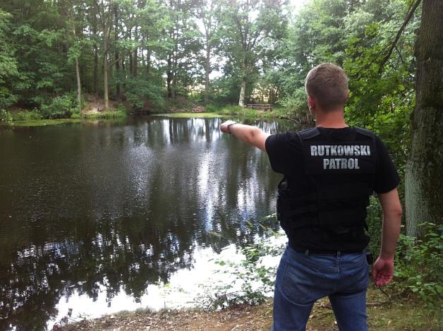 [VIDEO] Ludzie Rutkowskiego poszukują zaginionego w tajemniczych okolicznościach Zenona Kozłowskiego 