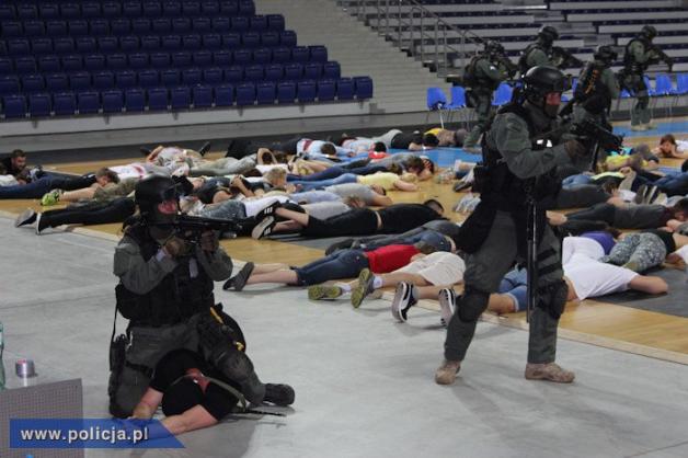 Spektakularne ćwiczenia w szczecińskiej Azoty Arenie!