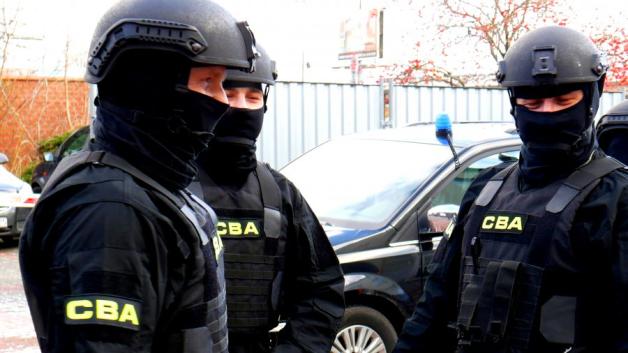 Wyprał 25 mln zł gotówki z lewych faktur VAT. Został zatrzymany przez CBA