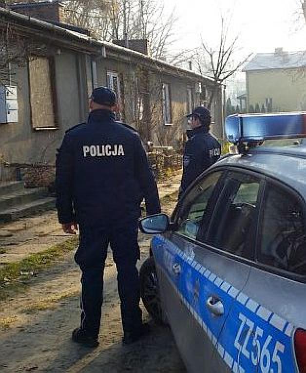 Dzielnicowi pomogli uratować z pożaru dwoje mieszkańców Mińska Mazowieckiego