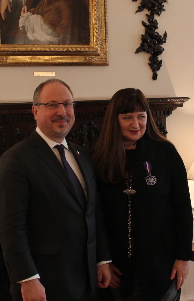 Basia Trzetrzelewska uhonorowana Medalem Gloria Artis