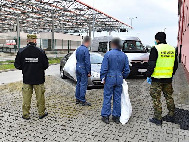 Zatrzymano nielegalnych migrantów z Turcji