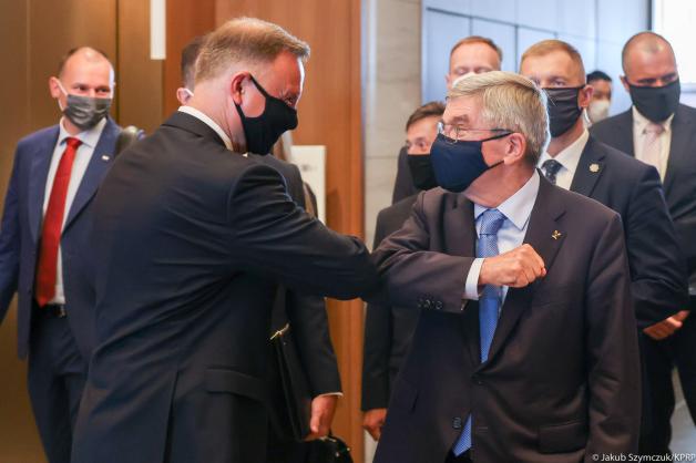 [VIDEO] Tokio. Spotkanie Prezydenta Dudy z Przewodniczącym MKOl