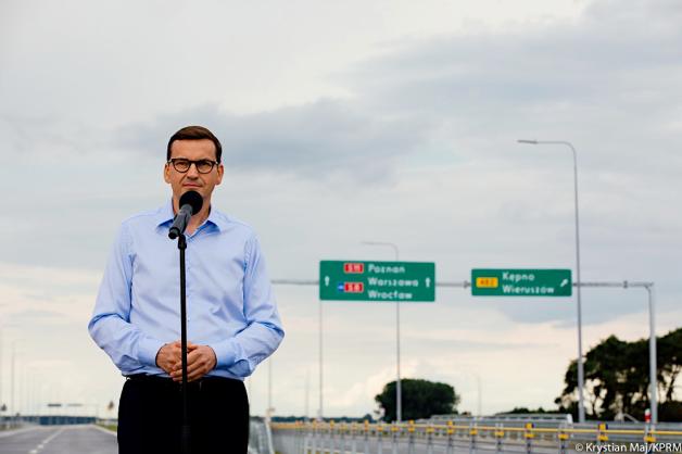 Premier podczas otwarcia odcinka drogi S11: każdy kilometr tej drogi, to kilometr nowych możliwości